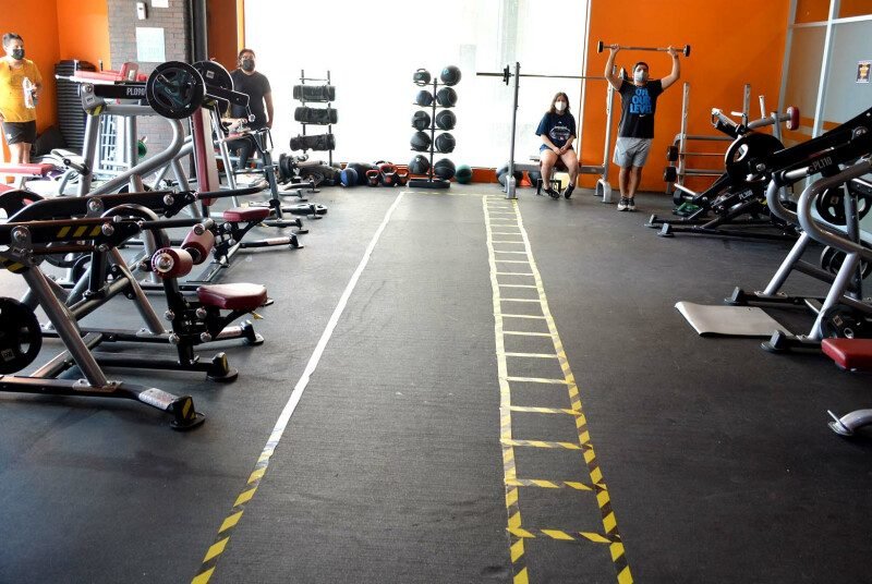 Vista atribuida por un directorio público a Empire Fitness Plaza Las Torres; segunda vista no verificada como actual